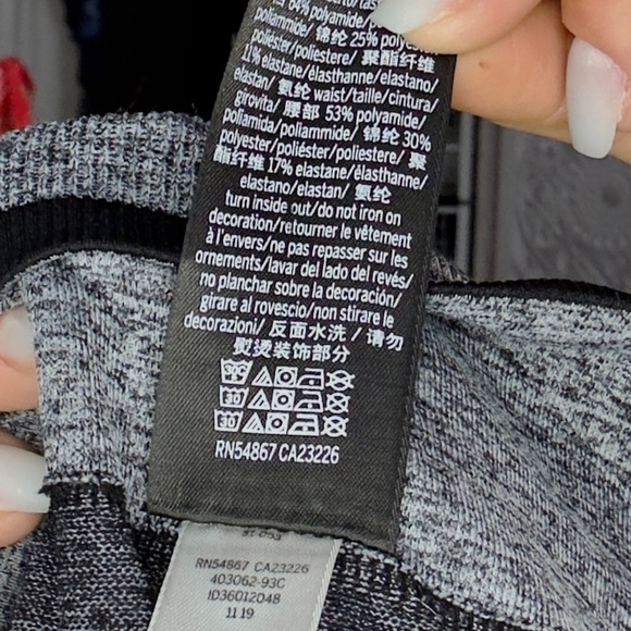 VICTORIA’S SECRET PINK Seamless Leggings - Picture 12 of 12